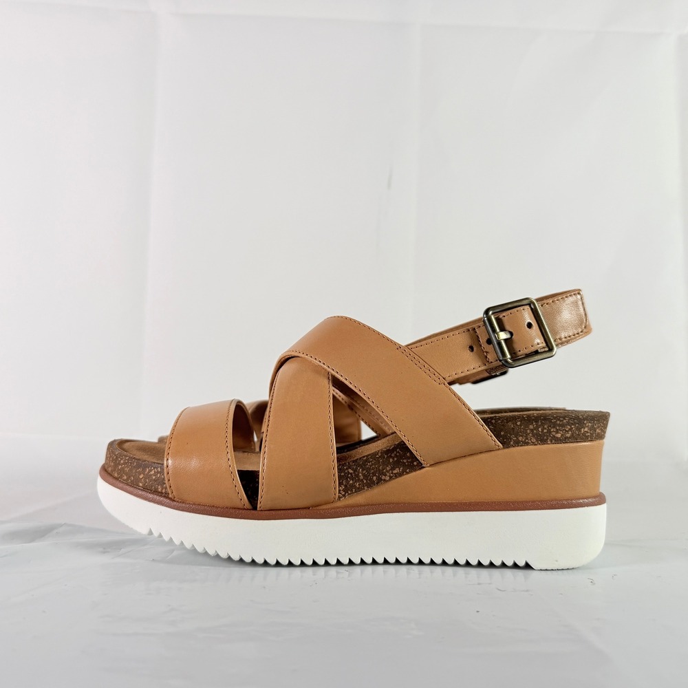 Clarks Lizby Cross Sandal Women 8 Sand Leather Platform Wedge New In Box - Picture 4 of 11